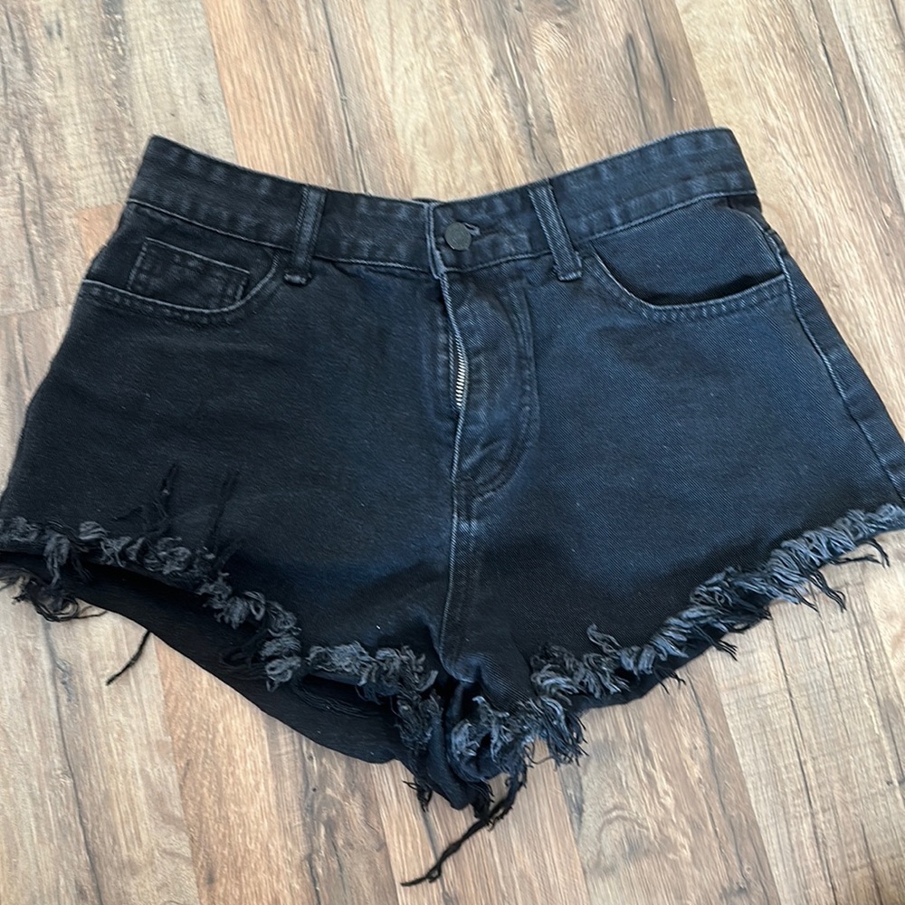 Medium sized jean shorts